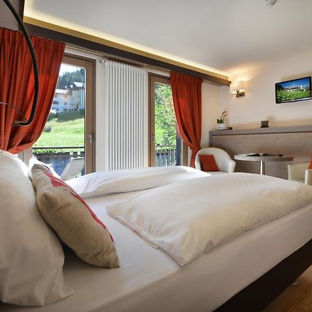 Hotel Cardo Изолача Екстериор снимка