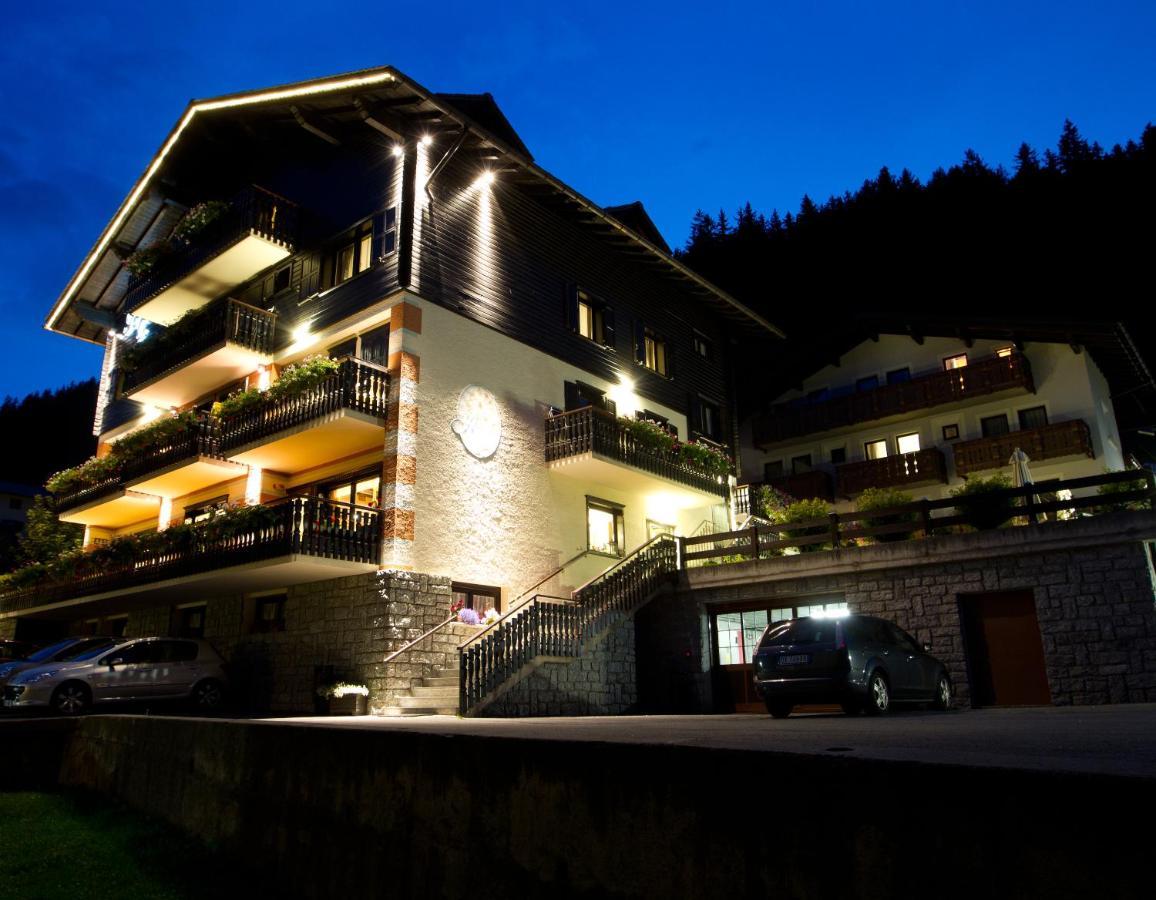 Hotel Cardo Изолача Екстериор снимка